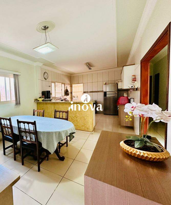 Casa à venda no Abadia: 