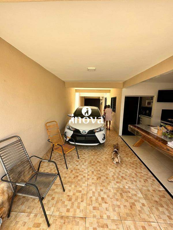 Casa à venda no Valim de Melo: 