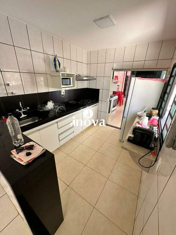 Casa à venda no Valim de Melo: 