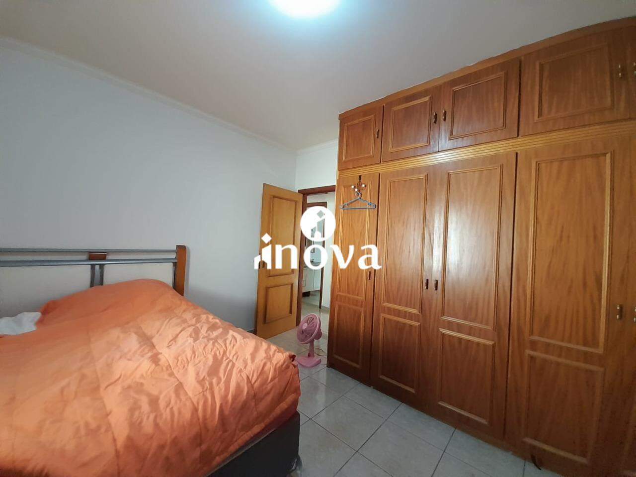 Casa à venda no Mercês: 