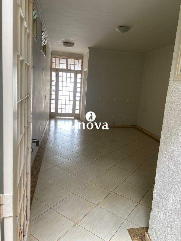 Casa à venda no Umuarama: 