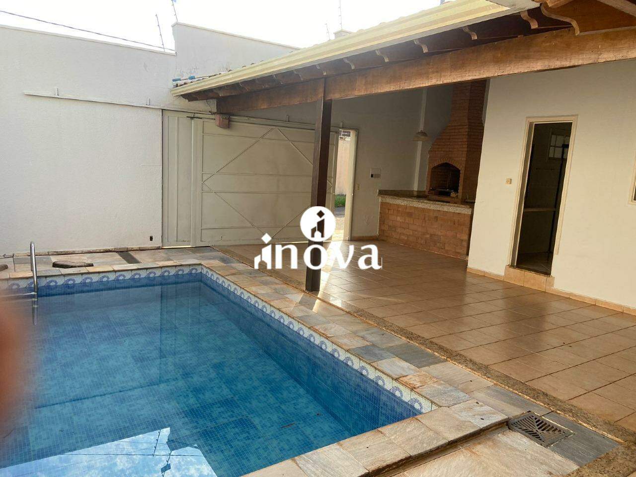 Casa à venda no Umuarama: 