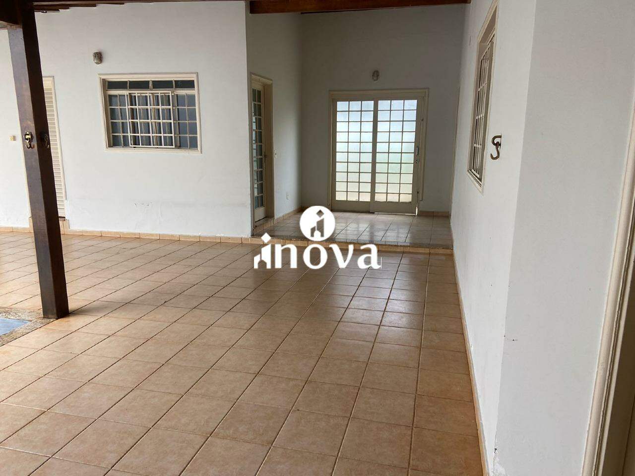 Casa à venda no Umuarama: 