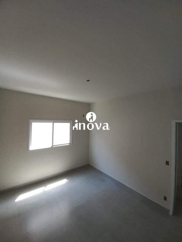 Casa à venda no Espanha, Residencial Jardim: 