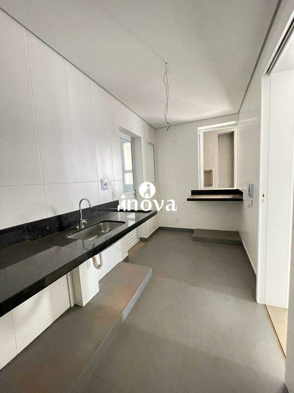 Apartamento à venda no Vila Olímpica: 