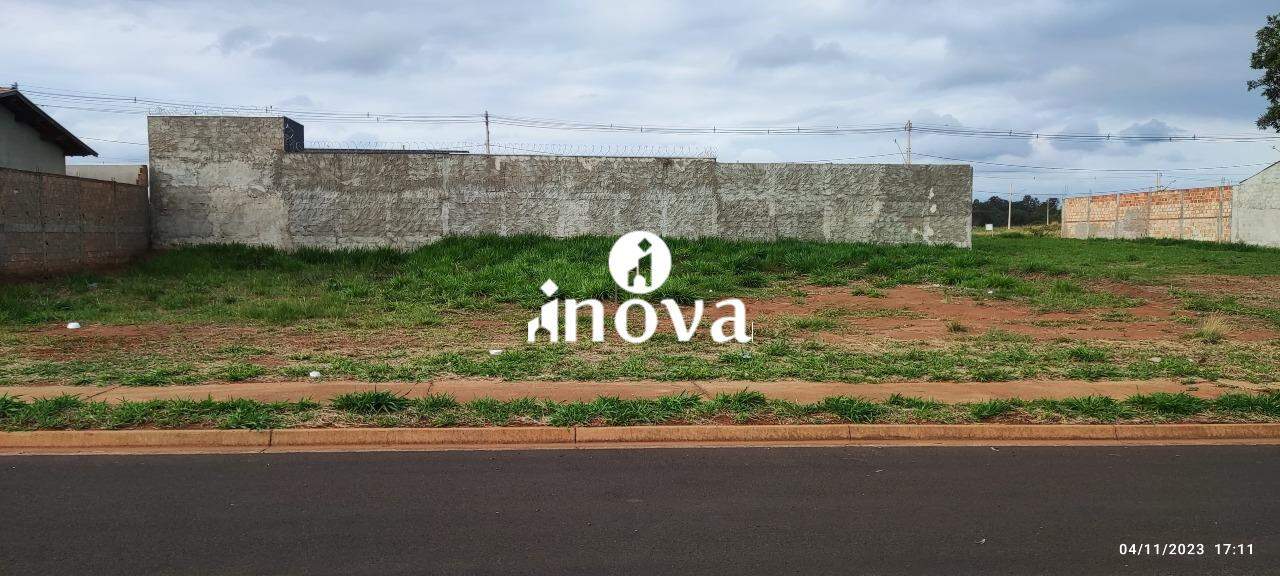 Terreno/Área à venda no Ipiranga, Jardim: 