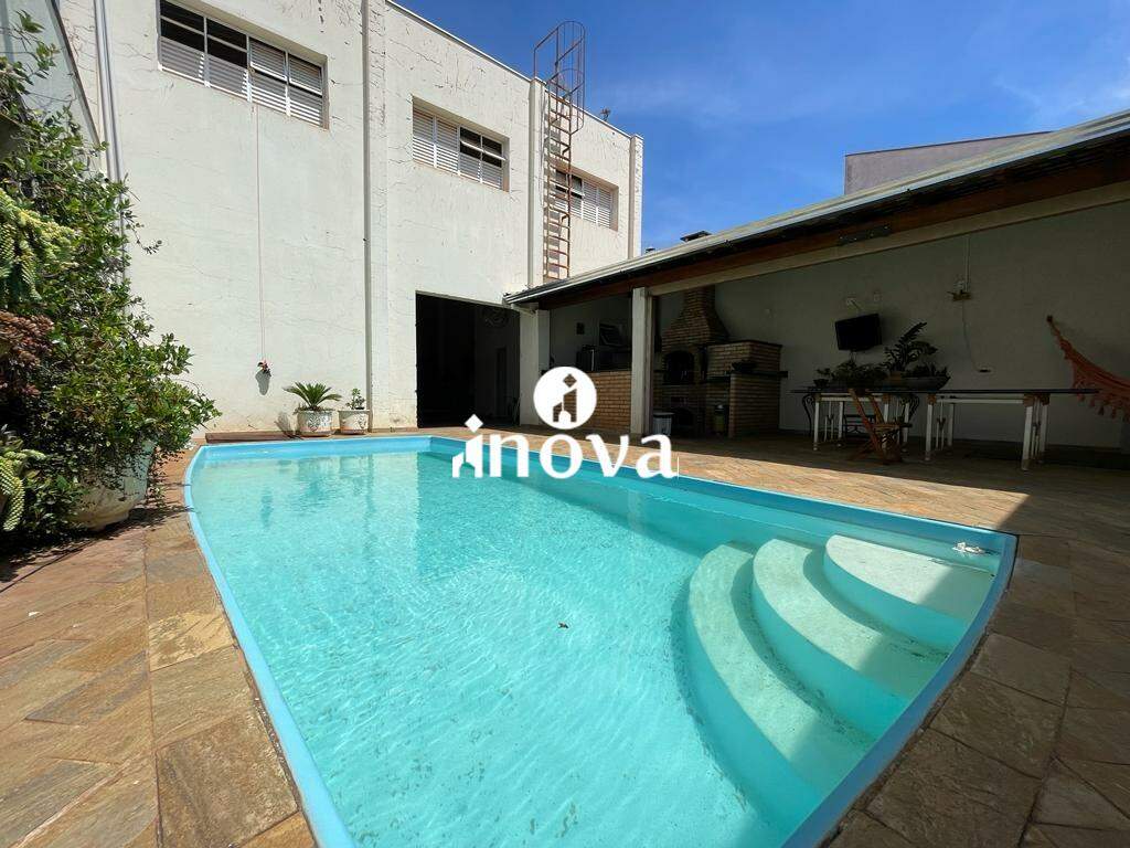 Casa à venda no Serra Dourada: 