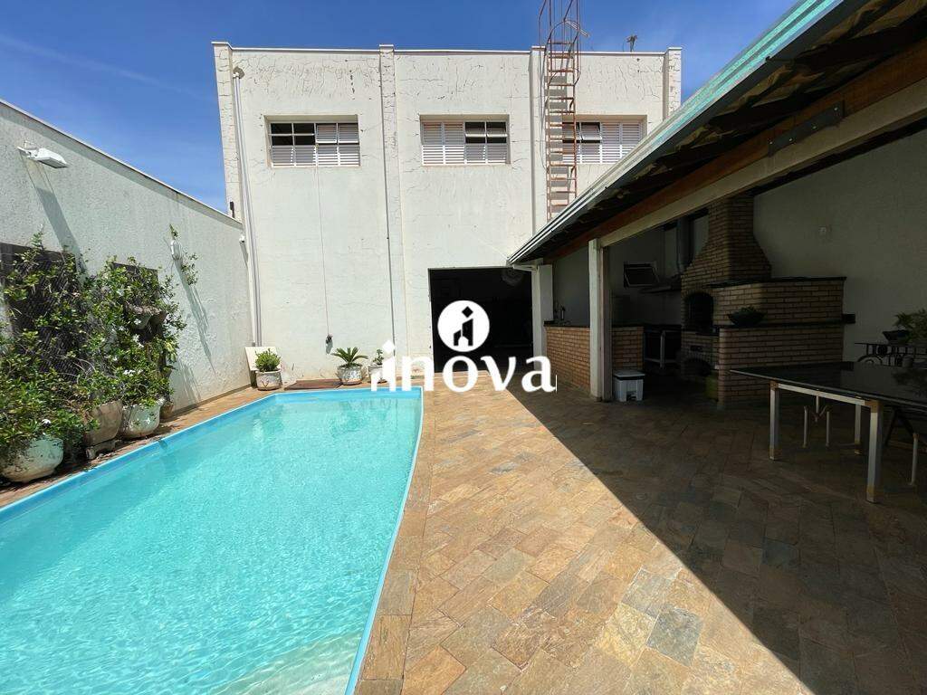 Casa à venda no Serra Dourada: 