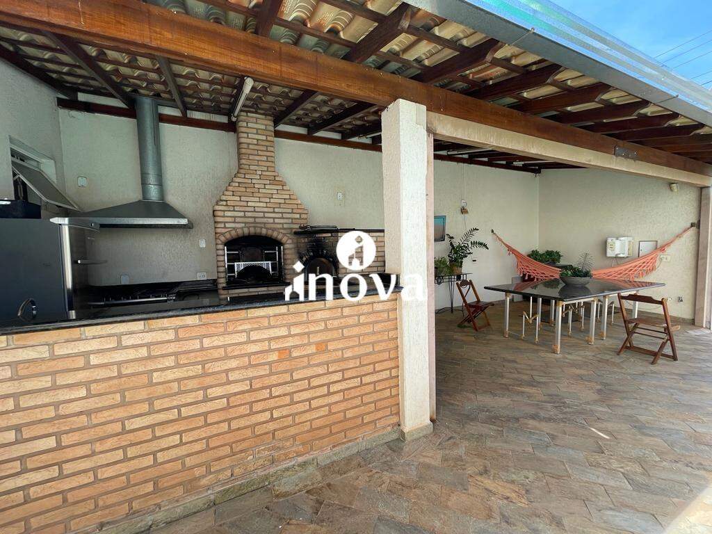 Casa à venda no Serra Dourada: 