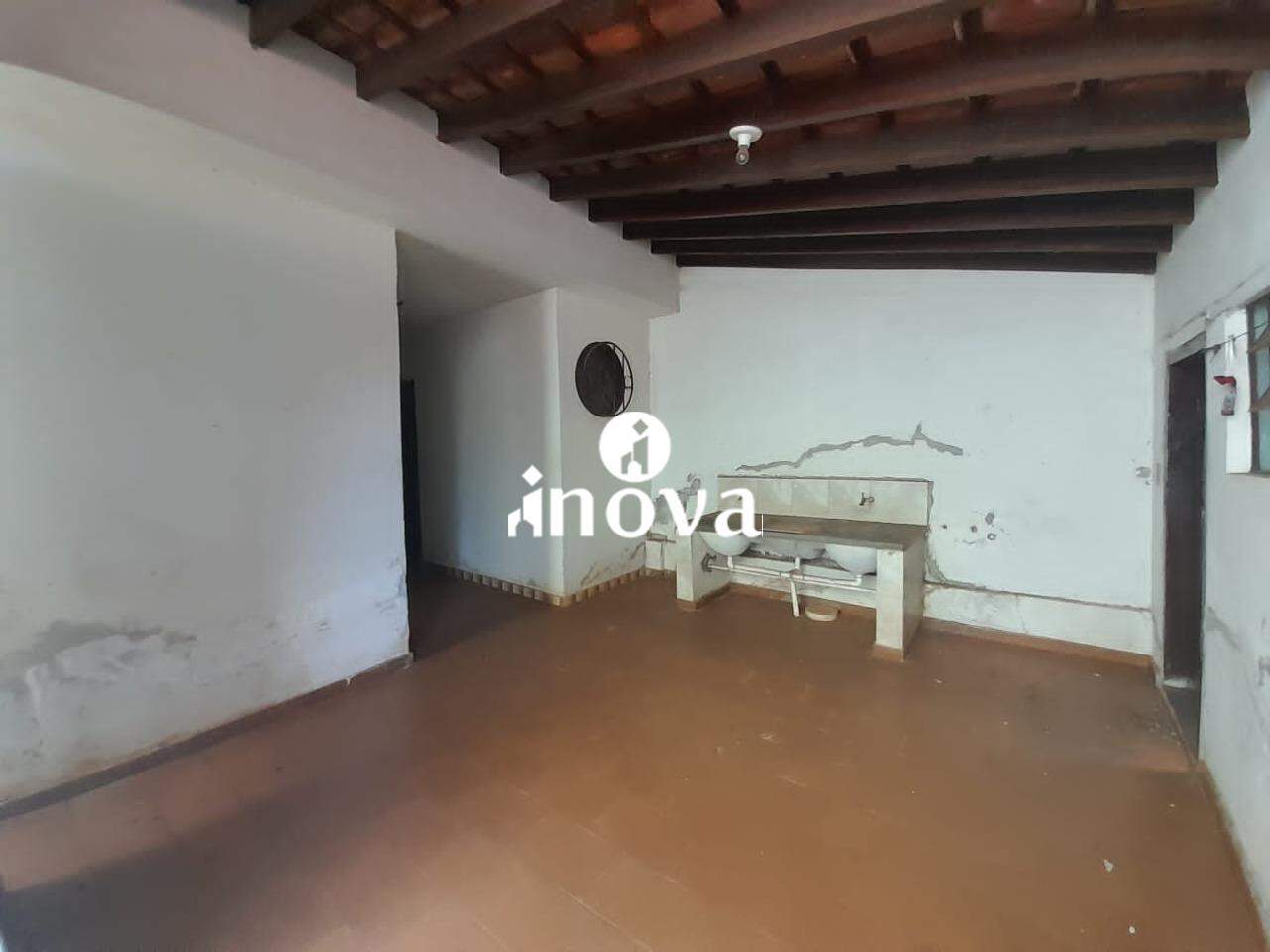 Casa à venda no Fabrício: 