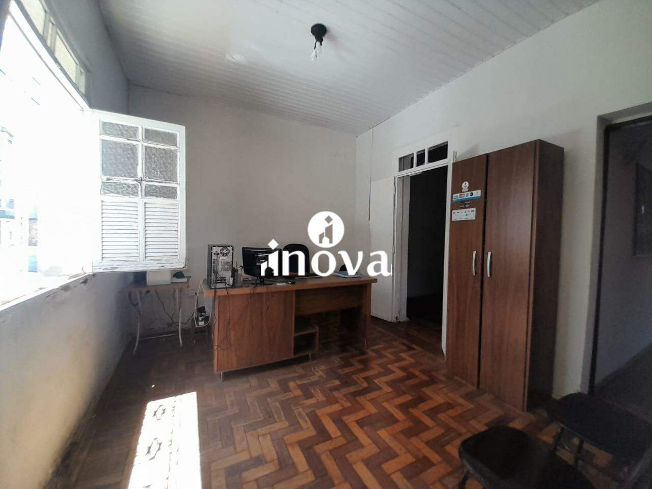 Casa à venda no Abadia: 