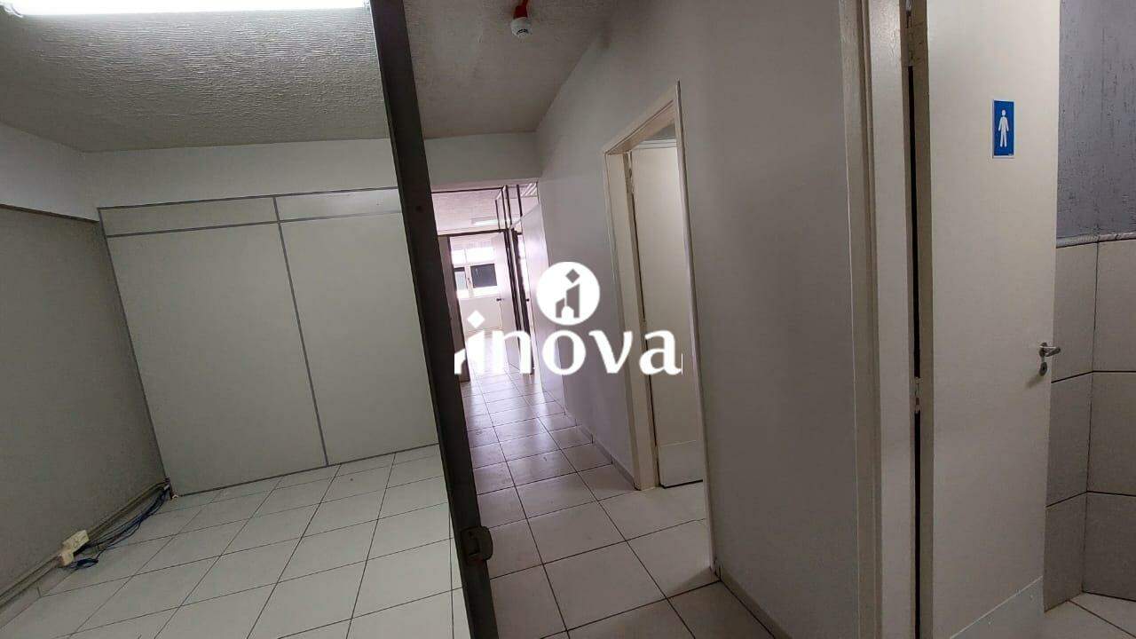 Sala ou Loja à venda no Centro: 