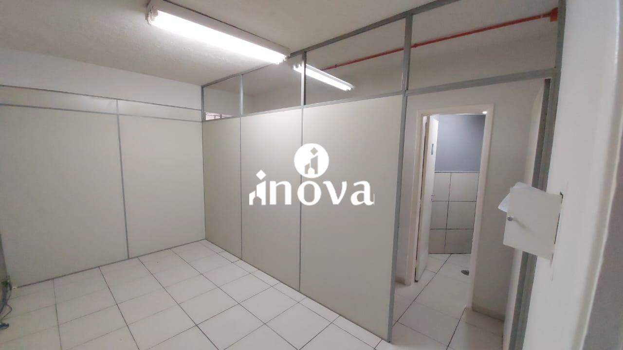 Sala ou Loja à venda no Centro: 