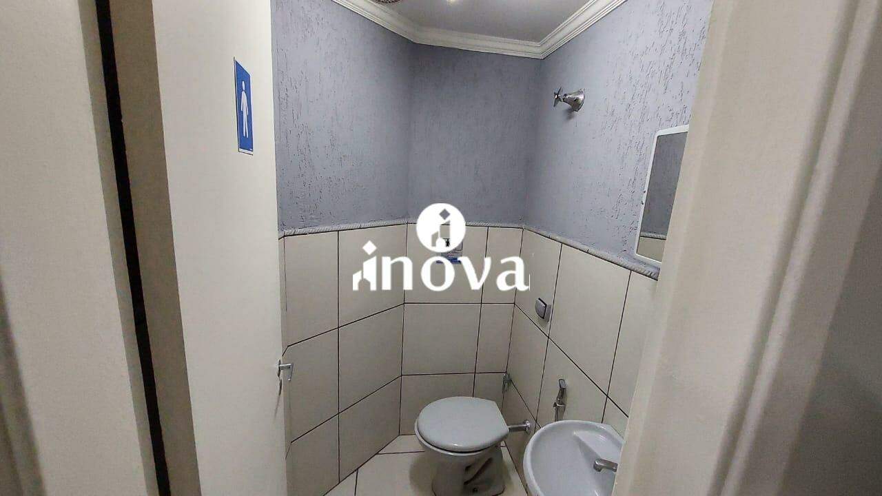 Sala ou Loja à venda no Centro: 