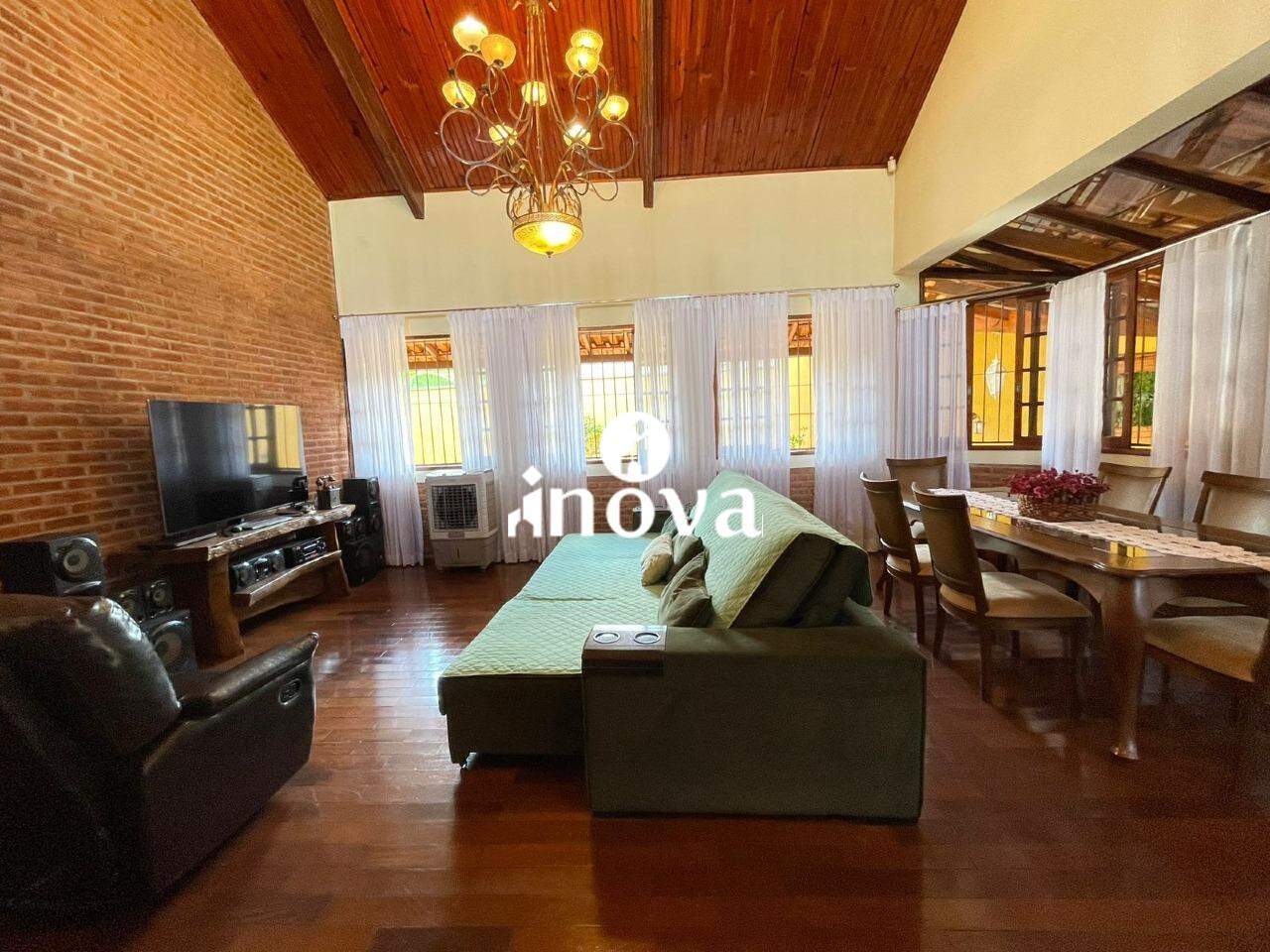 Casa à venda no Mirante - Parque: 