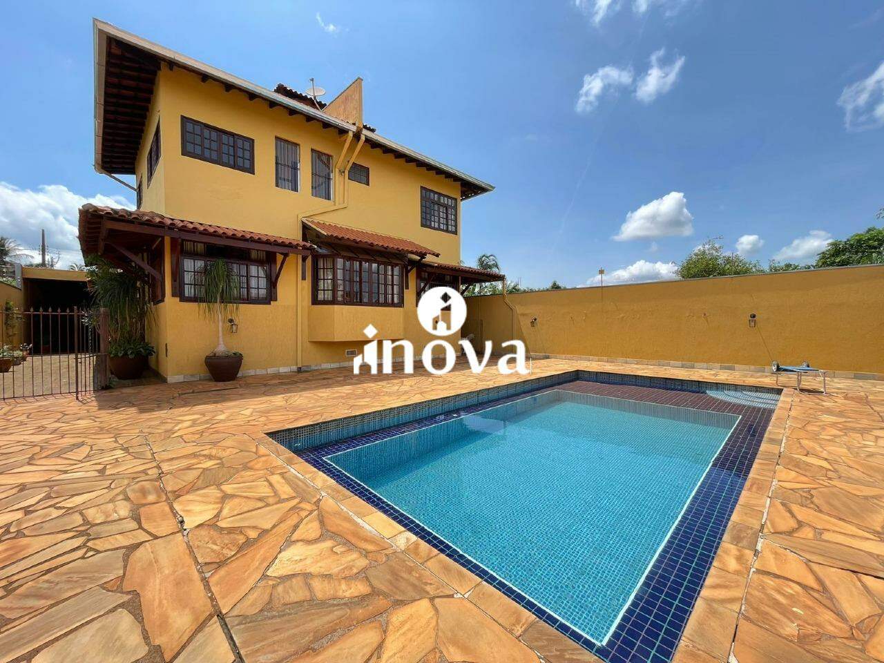 Casa à venda no Mirante - Parque: 