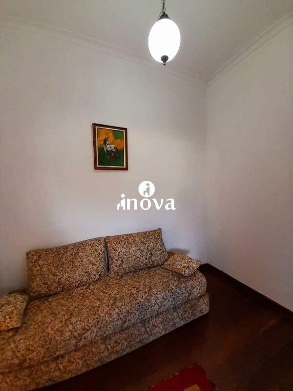 Casa à venda no Fabrício: 