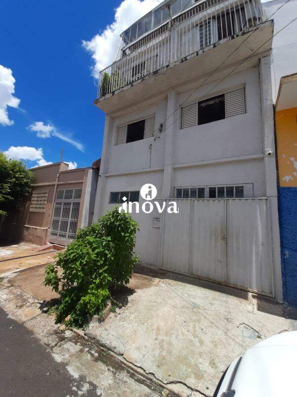 Casa à venda no Maria Helena - Vila: 