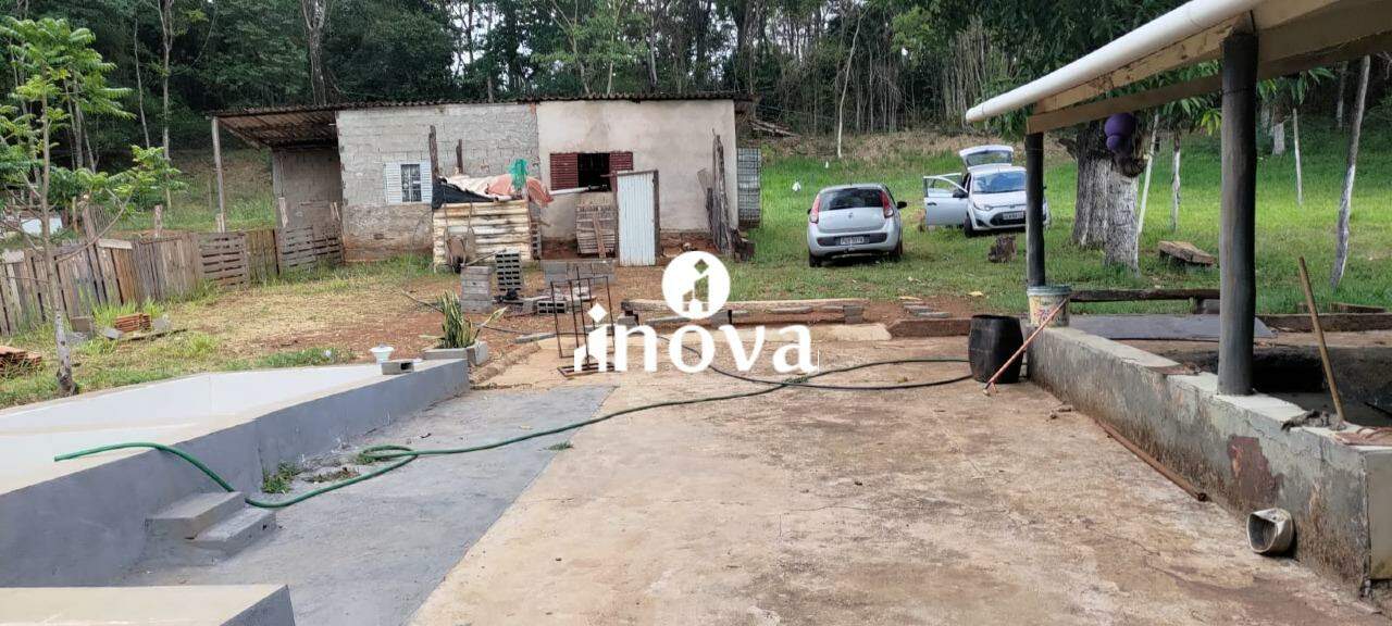 Chácara / Sítios à venda no Recanto das Flores: 