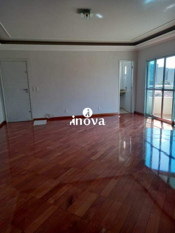 Apartamento à venda no Santa Maria: 