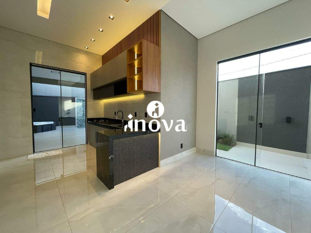 Casa à venda no Nenê Gomes, Jardim: 