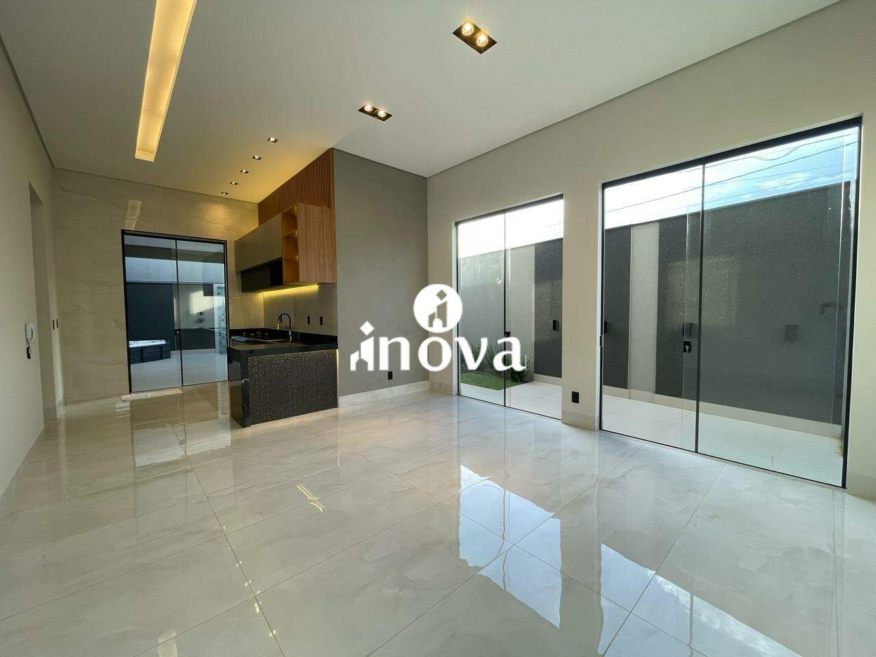 Casa à venda no Nenê Gomes, Jardim: 