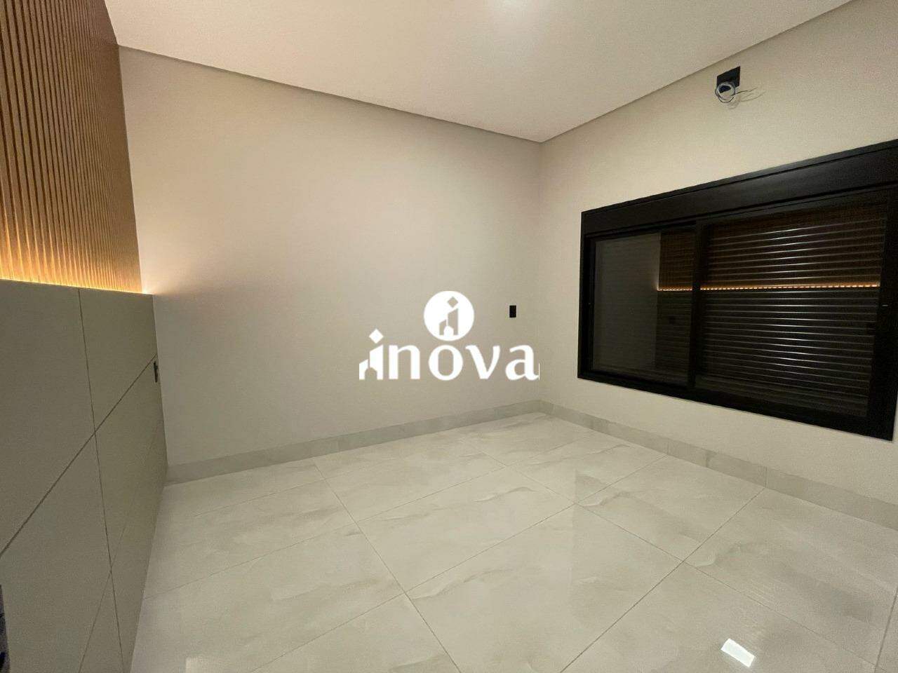 Casa à venda no Nenê Gomes, Jardim: 