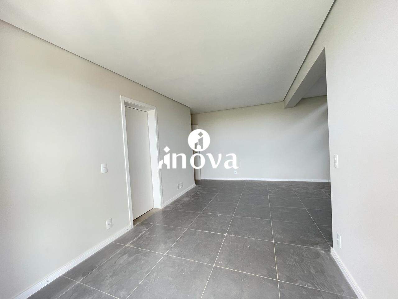 Apartamento à venda no Vila Olímpica: 