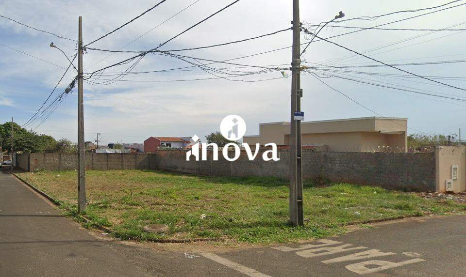 Terreno/Área à venda no Maracanã, Jardim: 