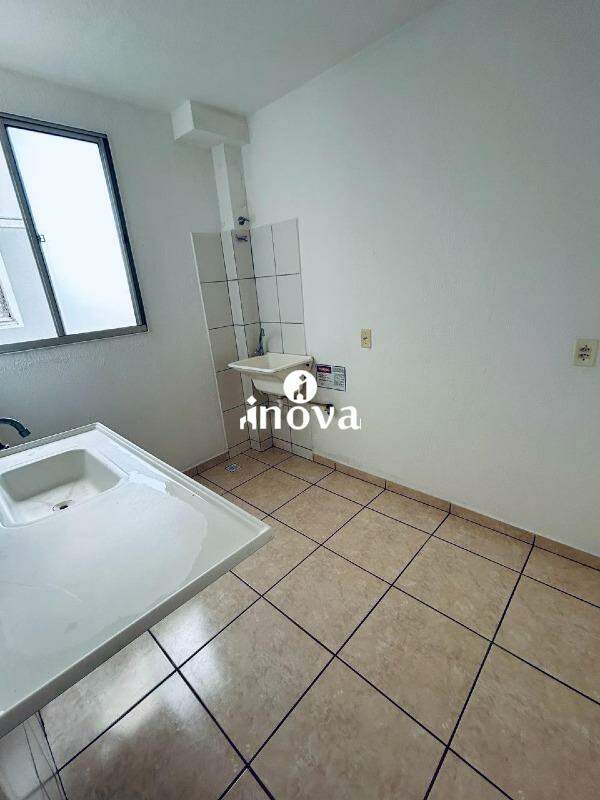 Apartamento à venda no Zeca Mendes: 