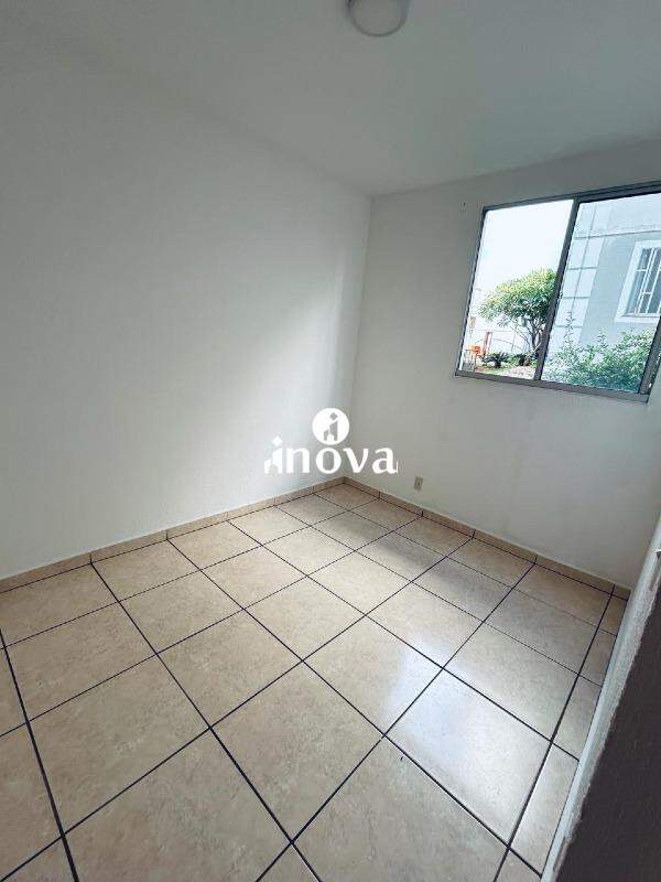 Apartamento à venda no Zeca Mendes: 