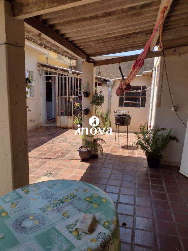 Casa à venda no Parque das Américas: 