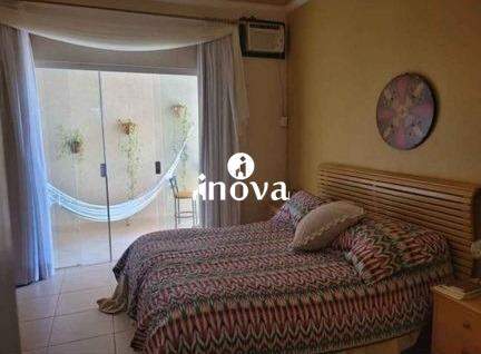 Casa Condomínio à venda no Condomínio Budeus: 