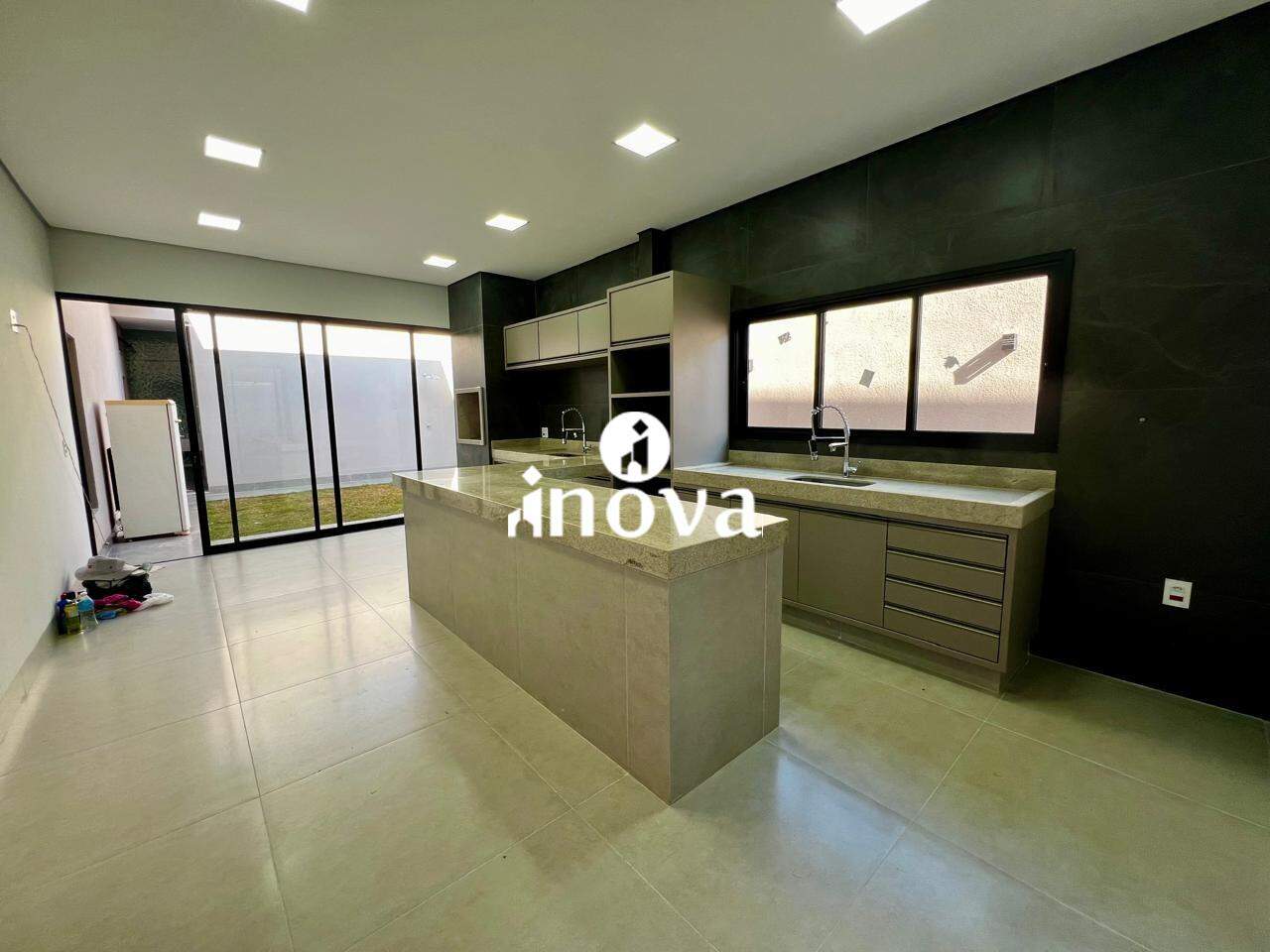 Casa Condomínio à venda no Estância dos Ipês: 