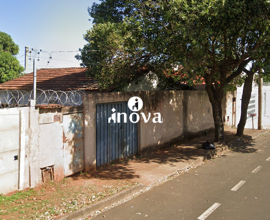 Terreno/Área à venda no Fabrício: 