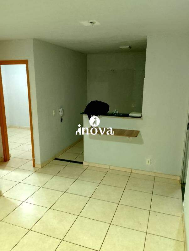 Apartamento à venda no Zeca Mendes: 