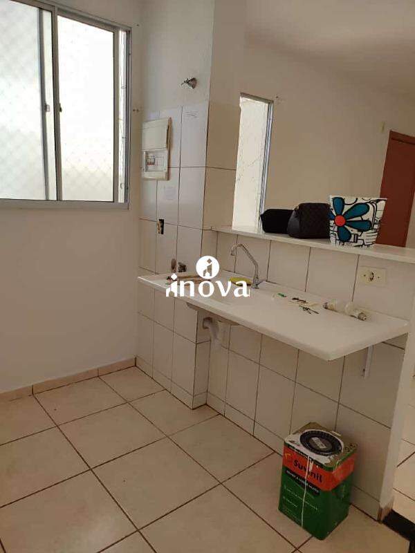Apartamento à venda no Manoel Mendes: 