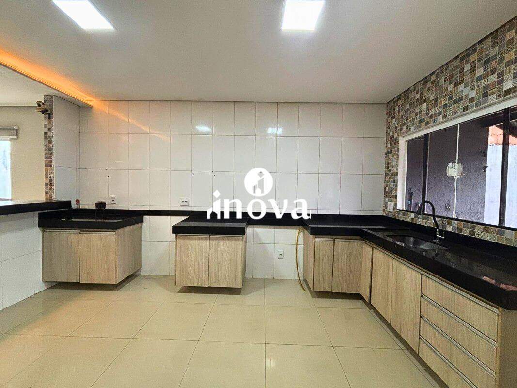 Casa à venda no Copacabana, Jardim: 