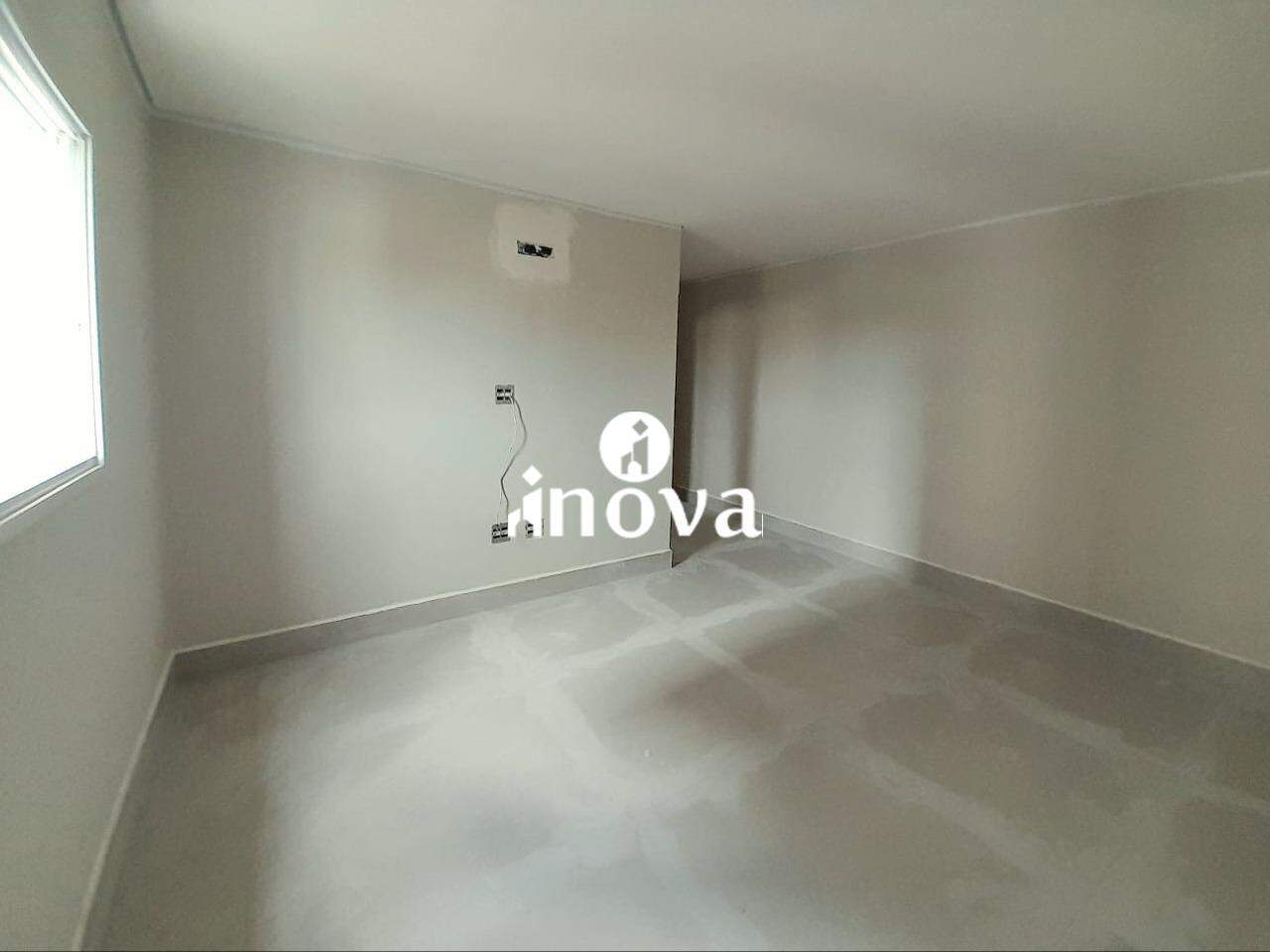 Apartamento à venda no Mercês: 