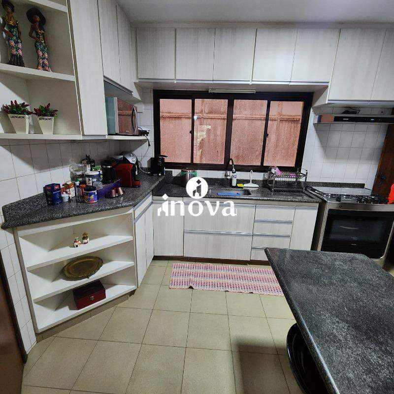 Apartamento à venda no Vila Olímpica: 