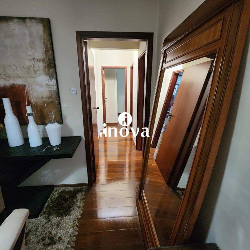 Apartamento à venda no Vila Olímpica: 