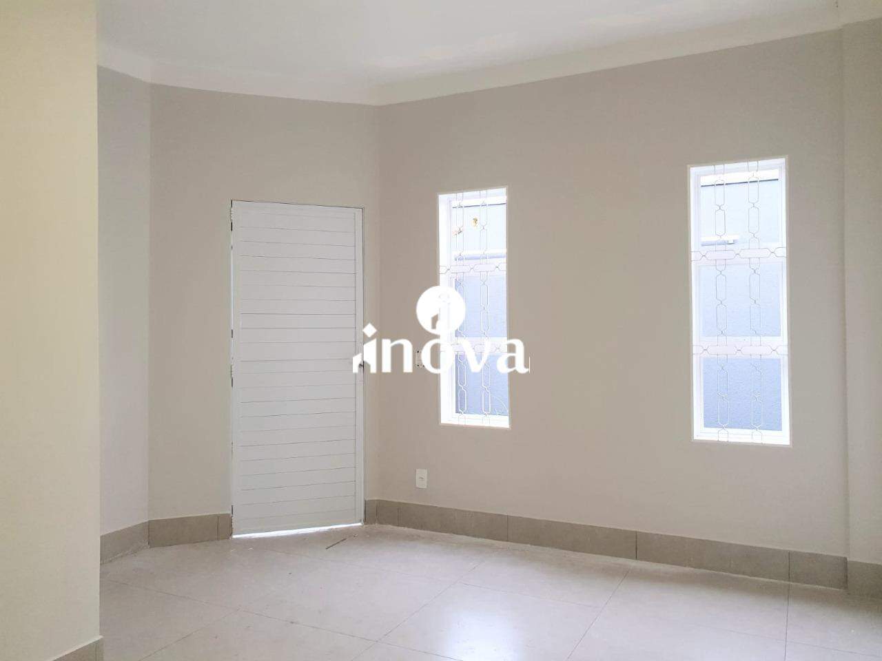 Casa à venda no Elza Amui II: 