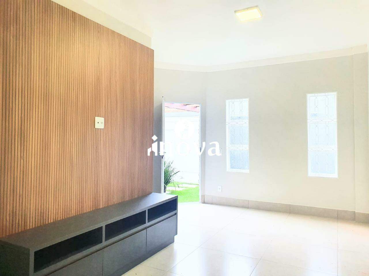 Casa à venda no Elza Amui II: 