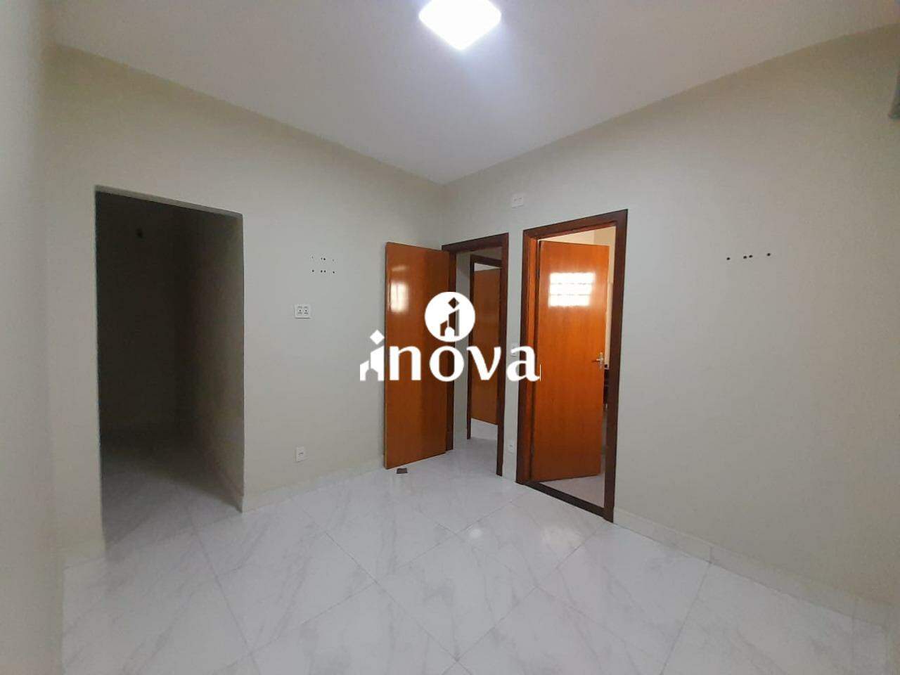 Casa à venda no Tancredo Neves, Residencial: 