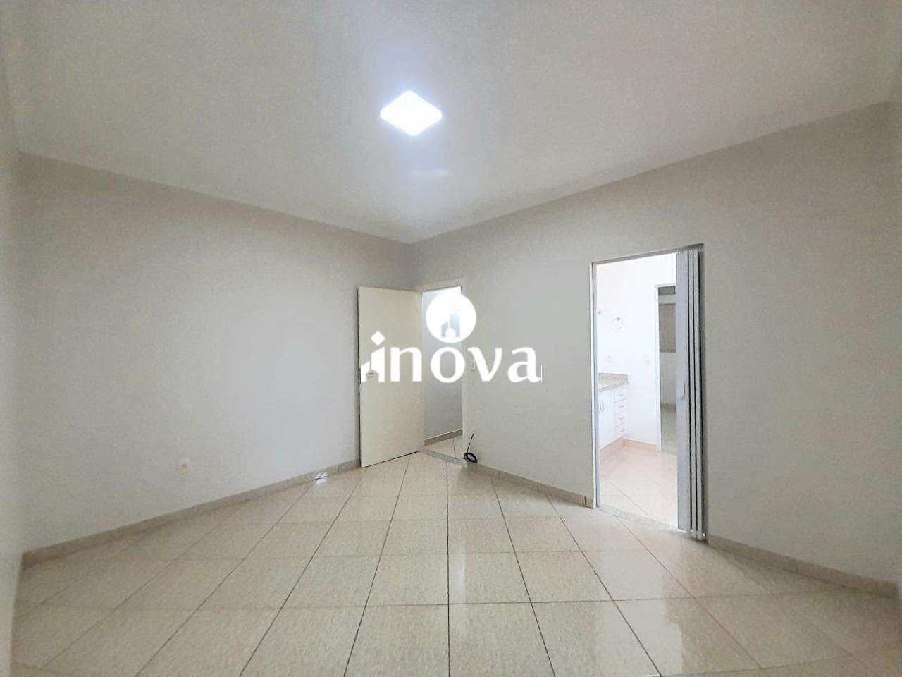 Casa à venda no Tancredo Neves, Residencial: 