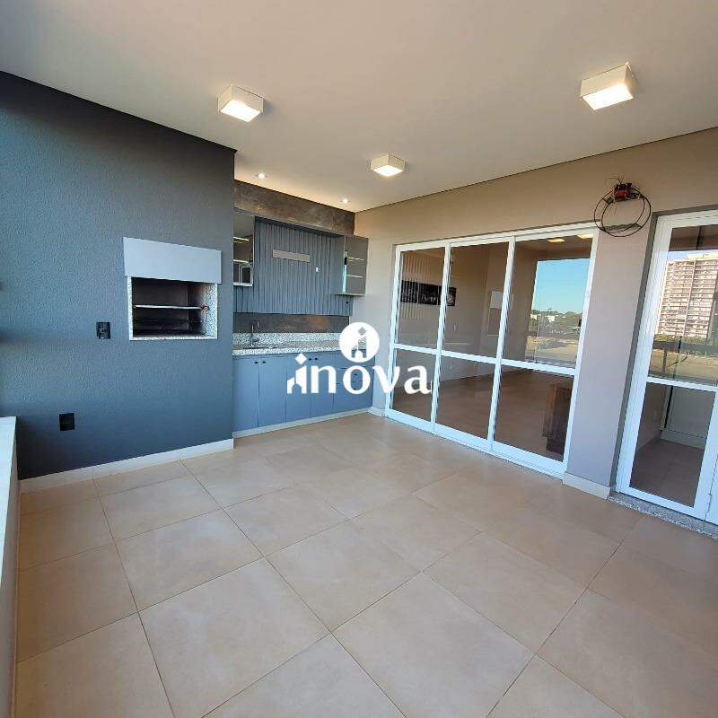 Apartamento à venda no Jardim do Lago: 