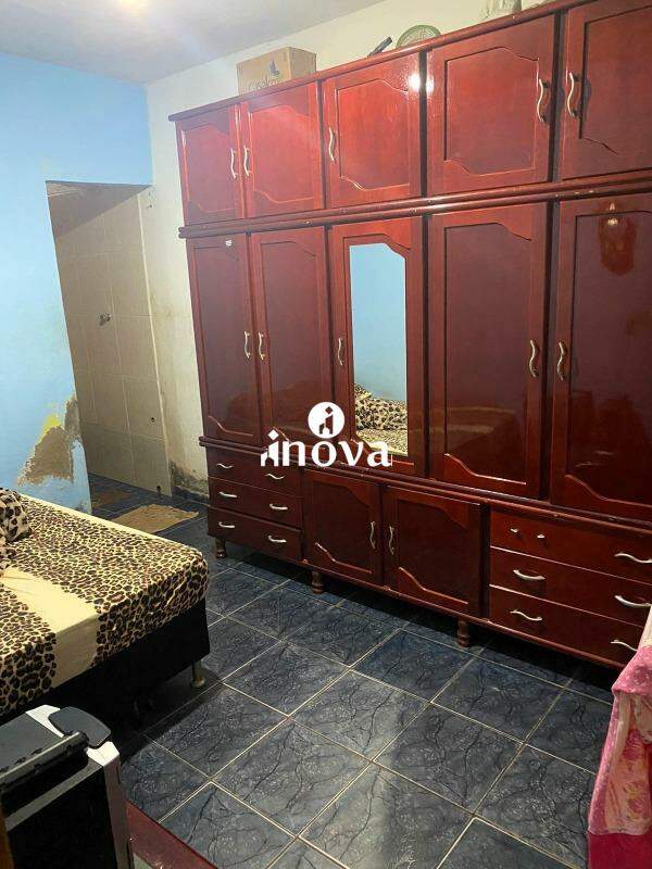 Casa à venda no Universitário: 