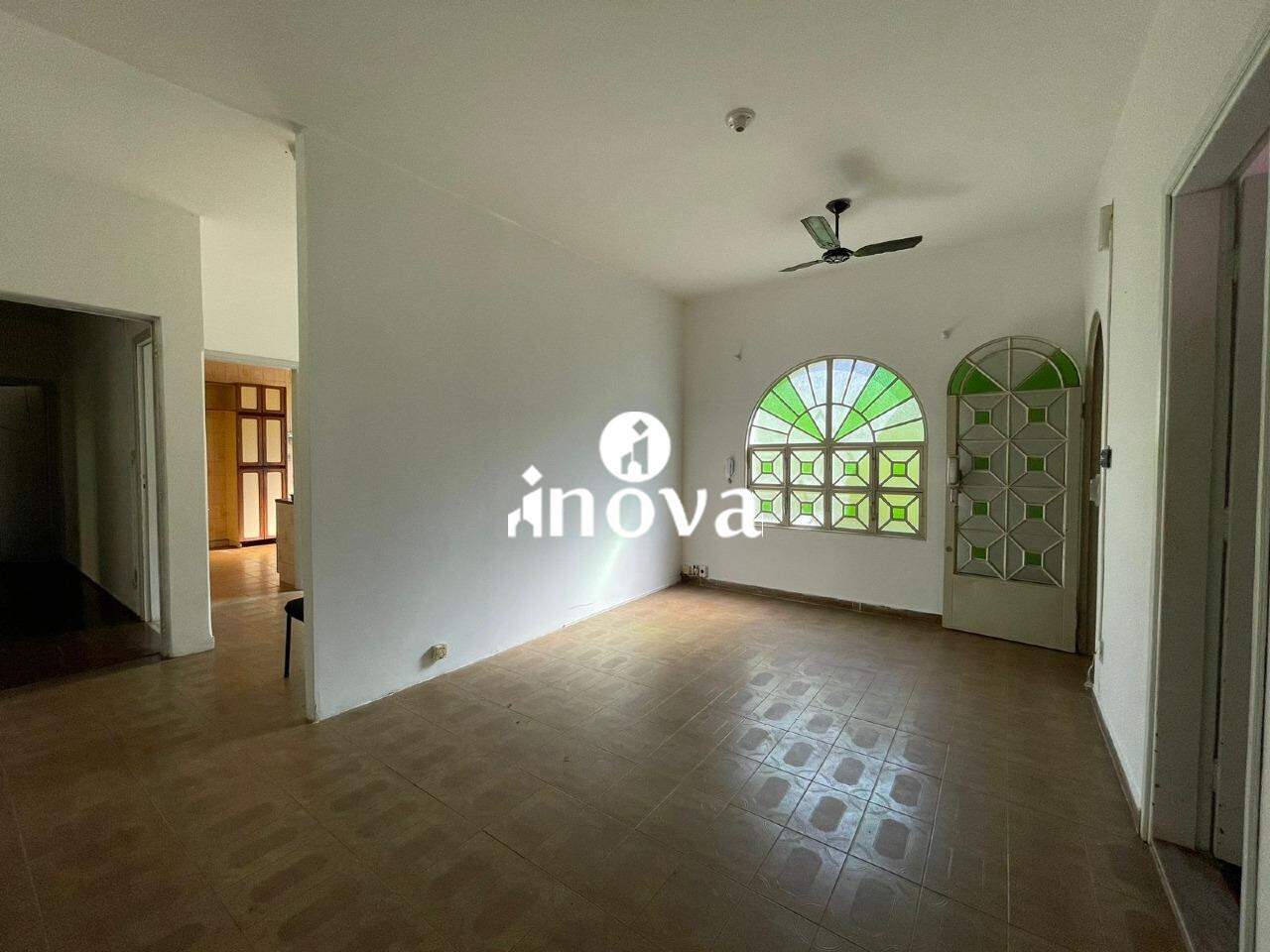 Casa à venda no Parque das Américas: 