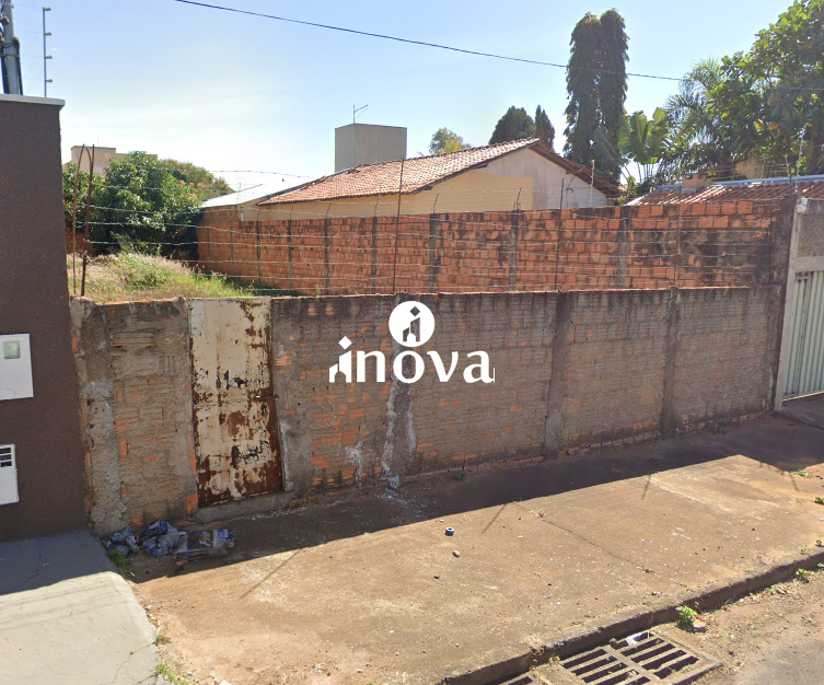 Terreno/Área à venda no Vila Celeste: 