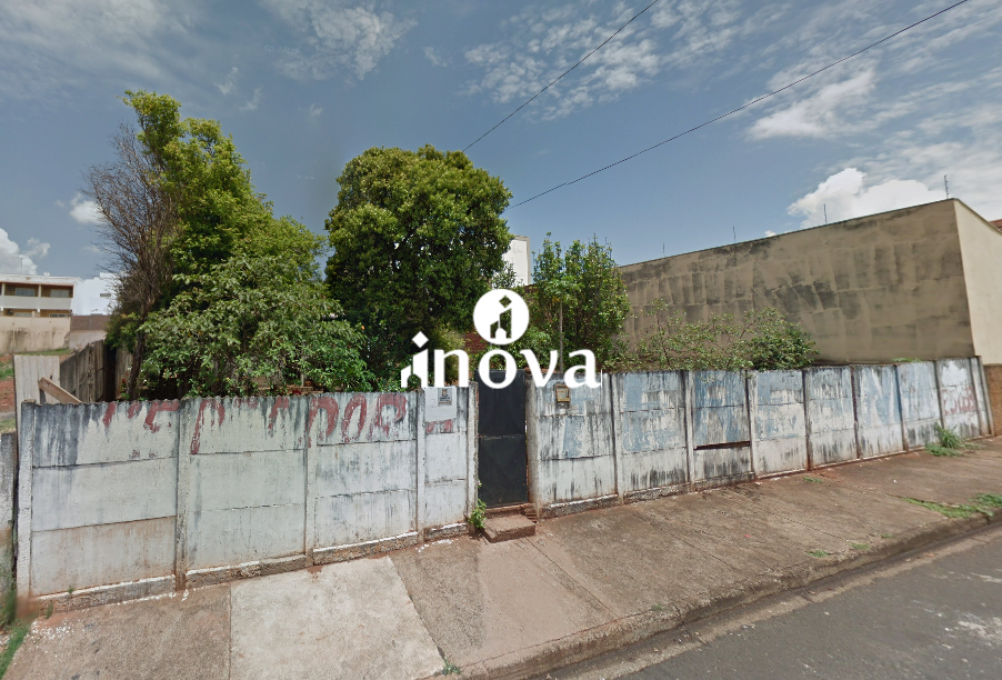 Terreno/Área à venda no Vila Celeste: 